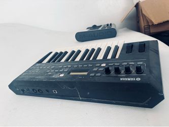 Yamaha KX25/ M-audio axiom 25