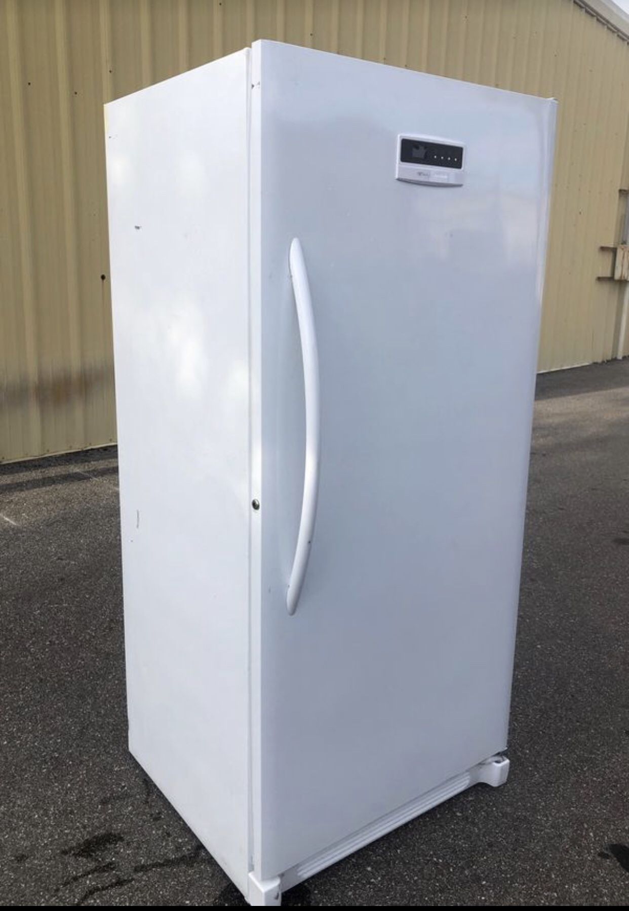 Stand up freezer for Sale in Orlando, FL - OfferUp