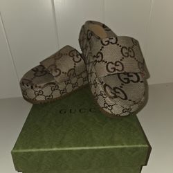Gucci Monogram Slides (with box)