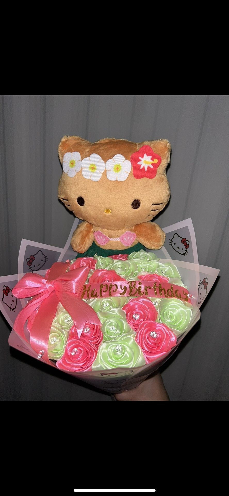 Hello Kitty Bouquet Roses 