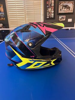 Fox V1 Pilot Helmet - Youth Large