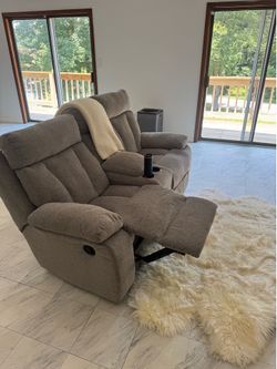 Zero Gravity Reclining Loveseat – Gray Chenille | Cup Holders + USB Ports + Console