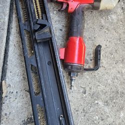 Milwaukee  Frame Nailer  21 