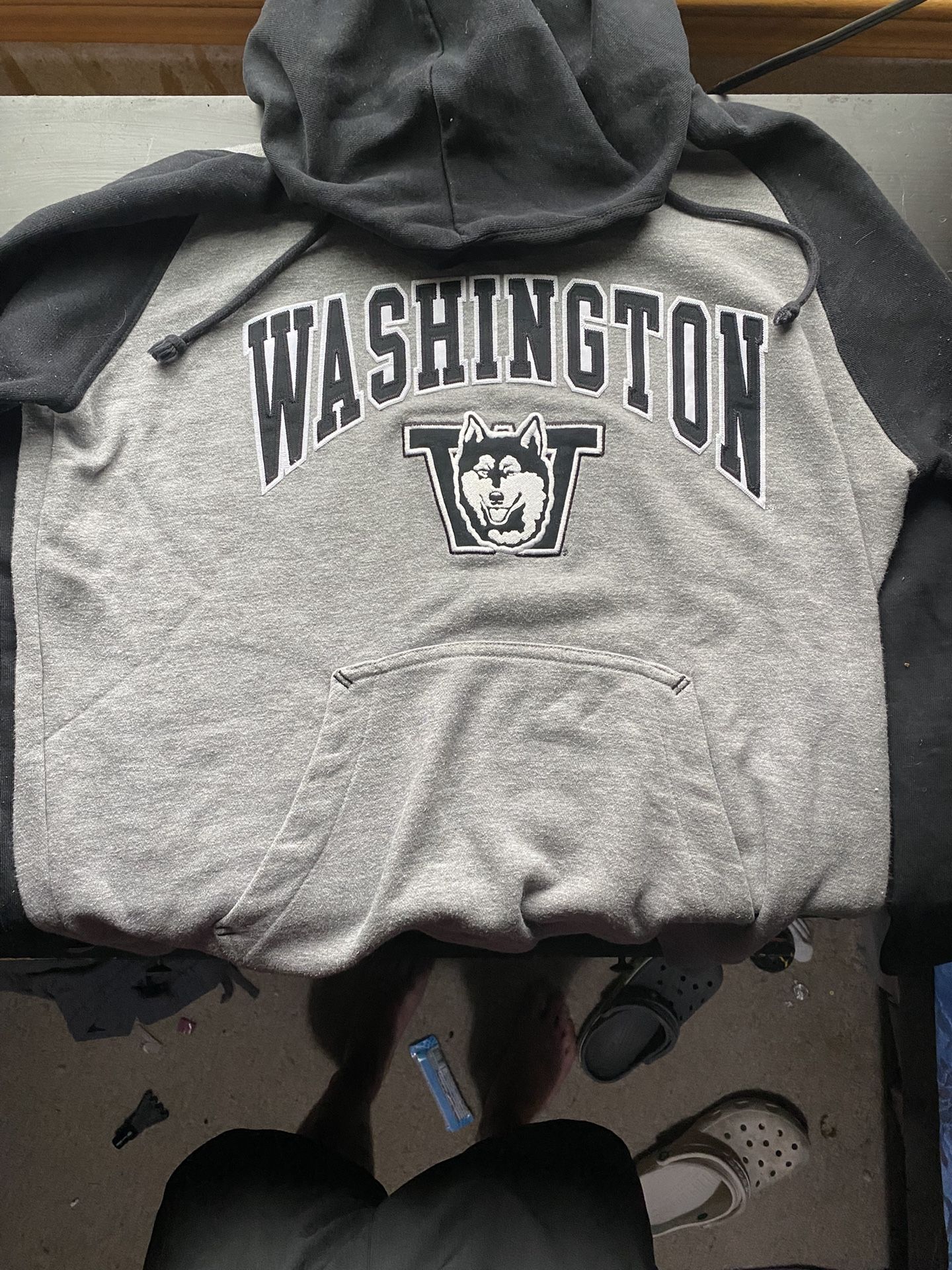 Champion, Washington Huskies Sweatshirt, Small