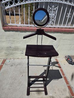 Bathroom butler mirror