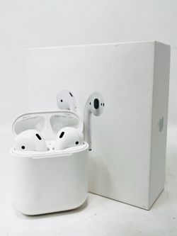Apple AirPods 2nd Generation with Lightning Charging Case A1602 -Works