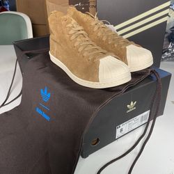 Size 8.5 - Adidas WB Superstar HI