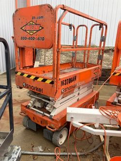 For Sale 2015 Snorkel 19 Foot Scissor Lift 