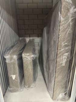 Cal King Mattress + 2 Twin Box Springs