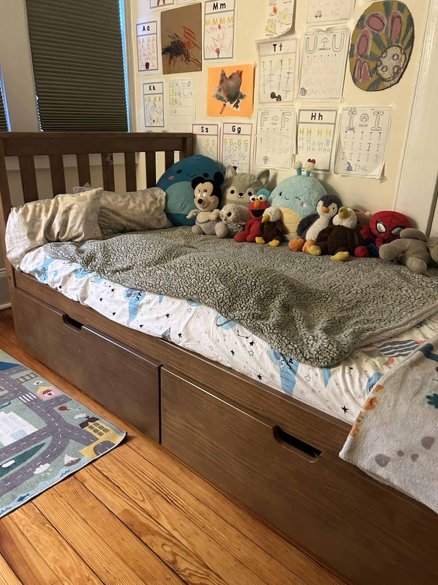 Twin Bed With Drawers