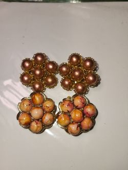 Vintage Garne clip-on earings