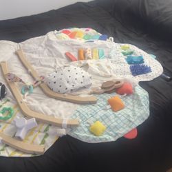 Lovevery Play Gym & Sensory Strands 