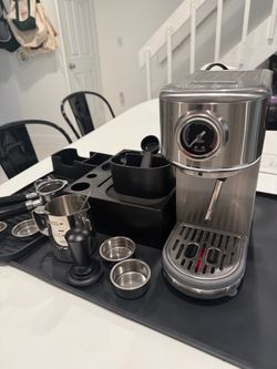 Espresso Machine w/ Accessories