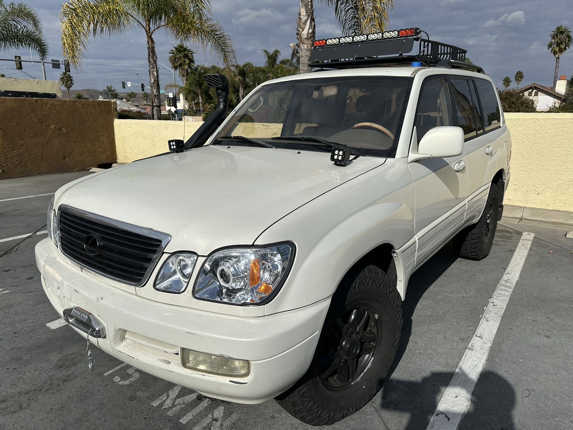 2000 Lexus LX 470