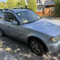 BMW x3 $700