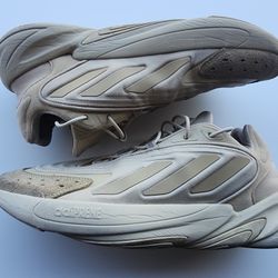 adidas Ozelia Sneakers – Men’s Size 13 – Light Gray / Cream – Adiprene Cushioning