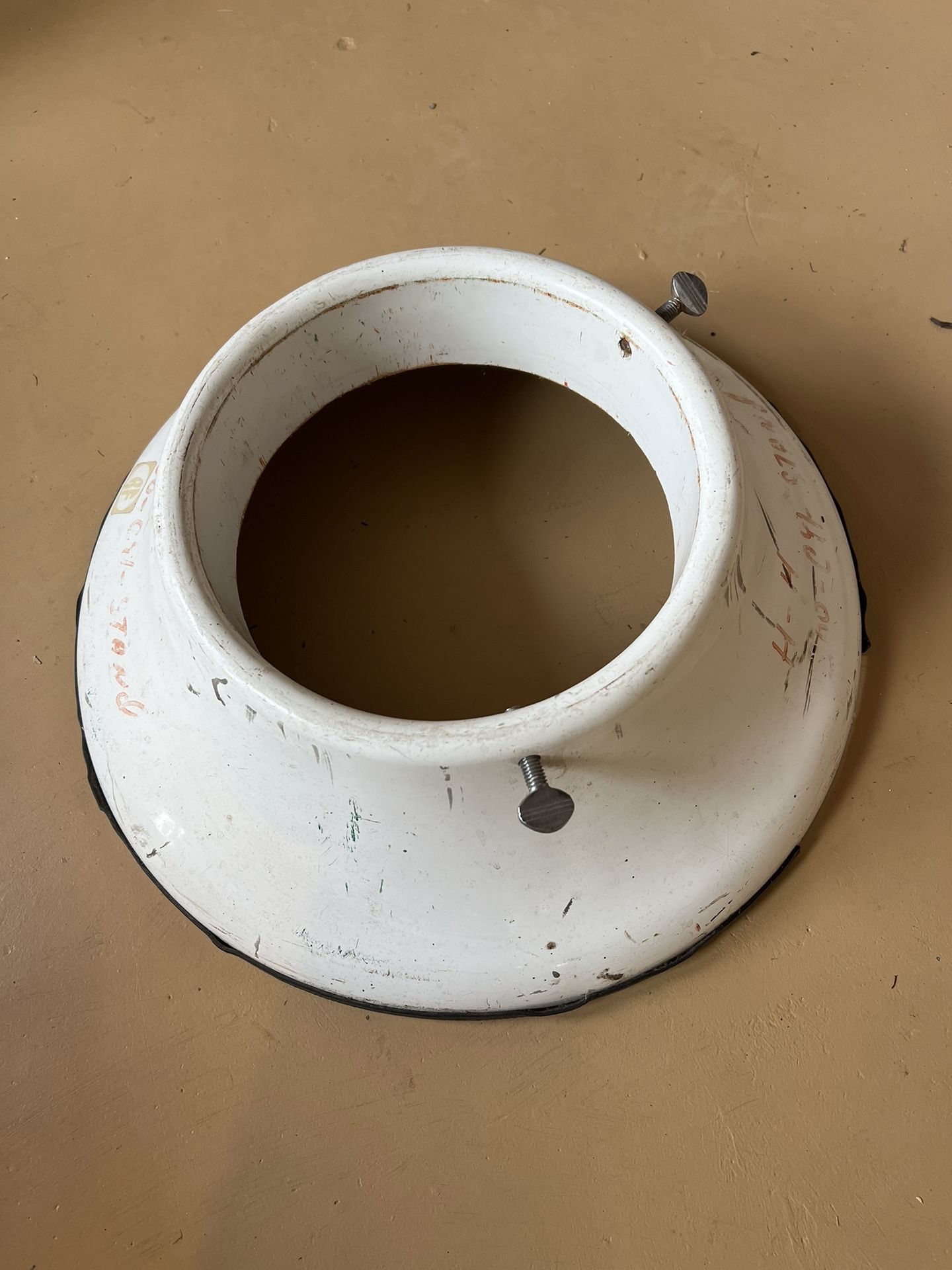 Base For 300lb Air Tanks /helium Etc