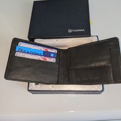 Genuine Leather Mens Wallet Black In Color