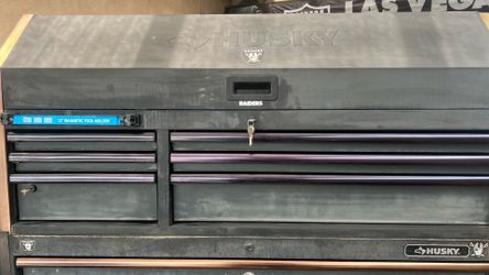 Husky top portion tool chest