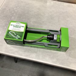 Oscillating sprinkler