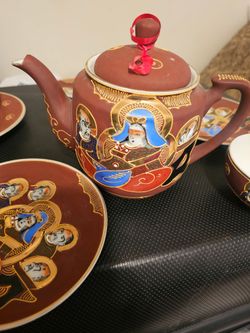 Vtg Japanese Nagoya Satsuma Moriage Style Painted Teacup Saucers Service for 9 piece