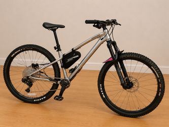 2023 Cannondale Habit Mountain | 1-owner | Like New | free accessories