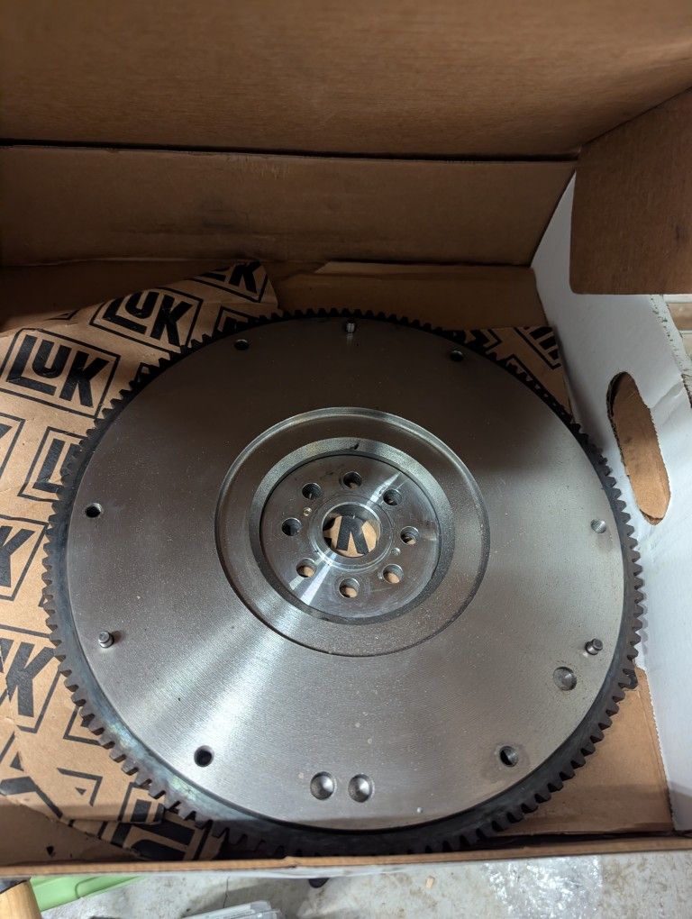 New Subaru Flywheel Ej25 2000-2004 Outback,Impreza, Legacy 