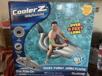 Cooler Z Shark Jumbo Floatie 8 Feet New In Box