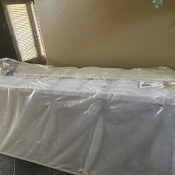 King Tempur Pedic Mattress 