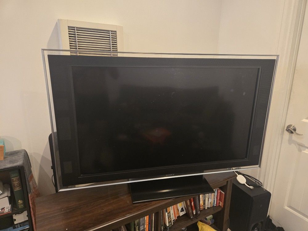 47" Sony Bravia HDTV