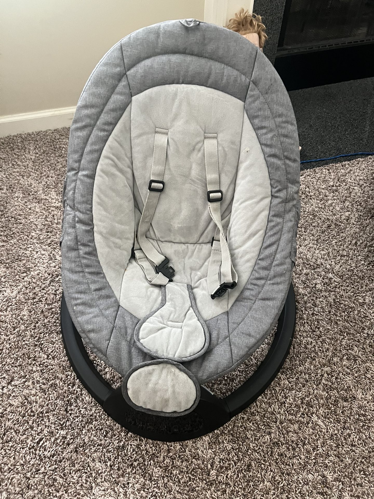 Baby Swing Semi Used. Works Great.
