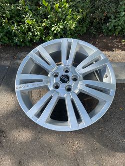 Range Rover 20” wheel