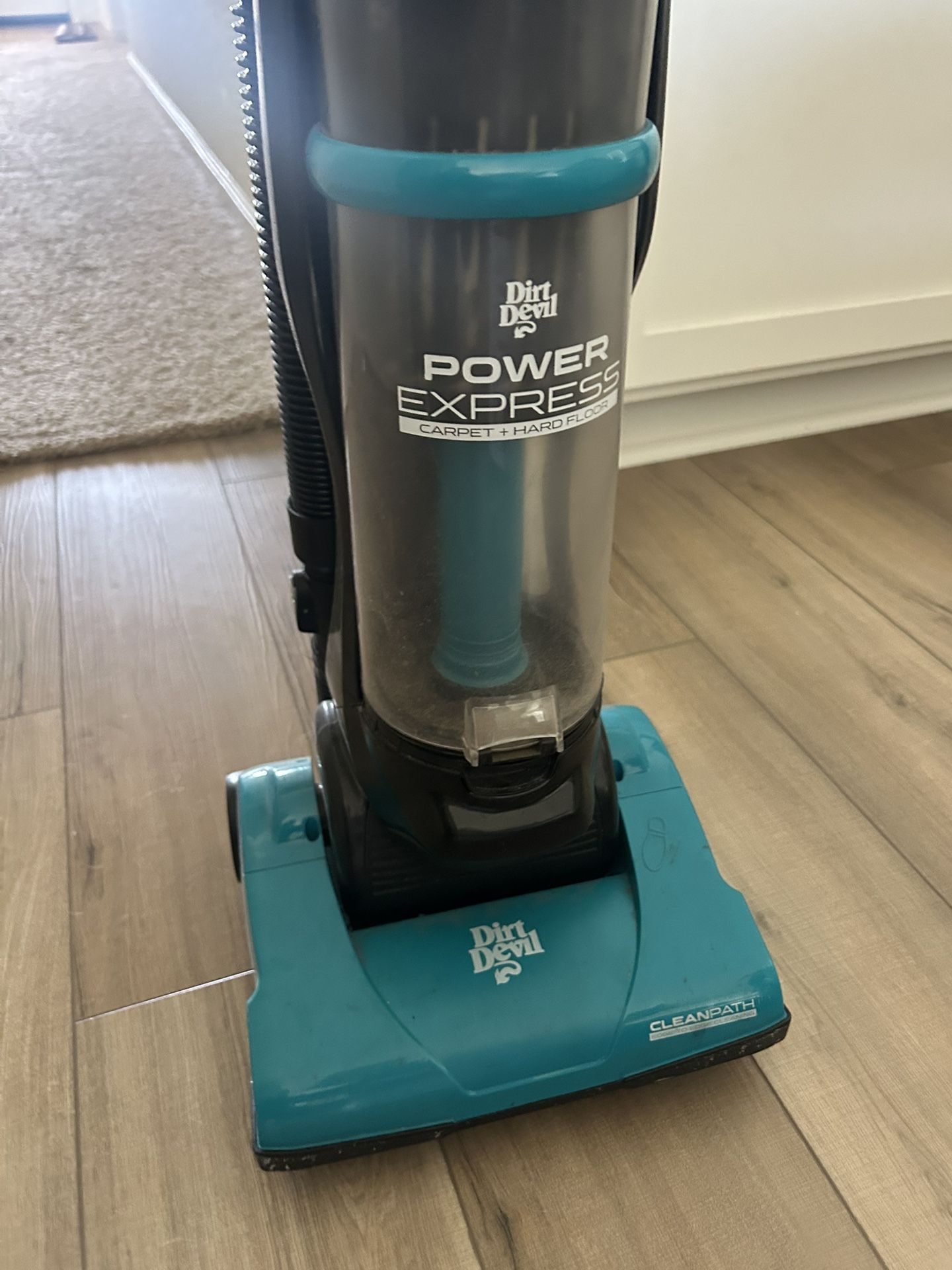 Vacuum  $20