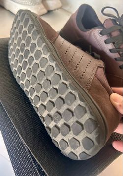 MTB Specialized 2f0 flat shoes. Used 7.5 men