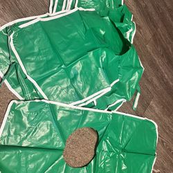 8 Toddler Art Aprons 