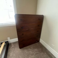 Mid century modern Dresser