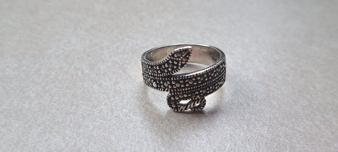 Sterling Silver (925) Snake Ring