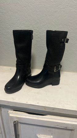 9c Rain boots 