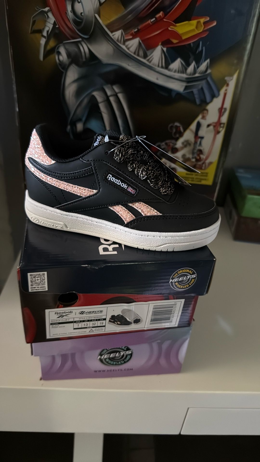 Heelys X Reebok Youth Size 1