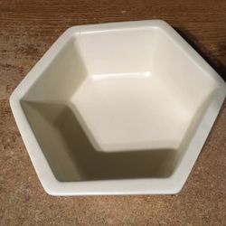 Vintage Haeger White 9 In Hexagon Art Deco Planter 4003