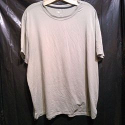 Men's Big Relaxed Fit Performance T-SHIRT - All In Motion. Size XL.