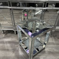 Mirror Crystal Table (1)