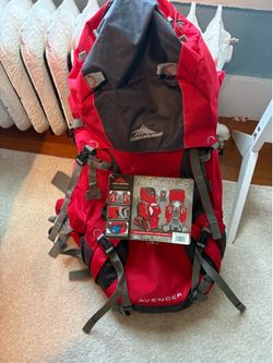 New with Tags High Sierra Avenger 45L Internal Frame Hiking Backpack