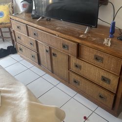 California King bedroom set comes with two end tables, California king bed with mattress or without and dress
