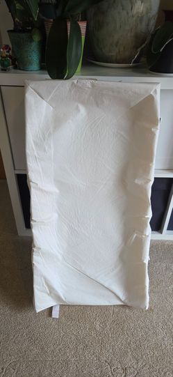Free water proof changing pad