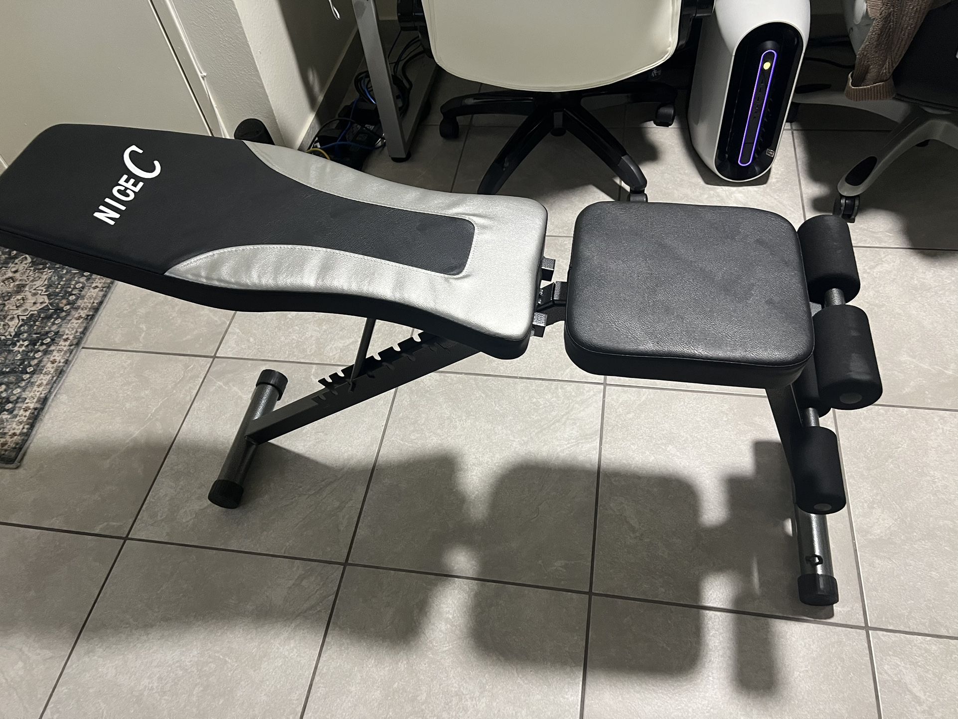 Weight Bench