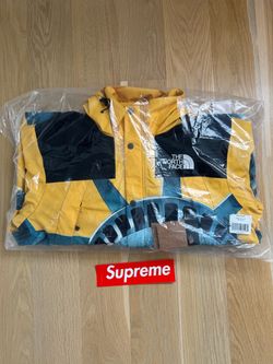 Supreme The North Face Statue of Liberty Mountain Jacket Yellow Size Large