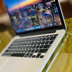 Apple MacBook Pro 13” Retina Display I5 Processor 8GB RAM 128GB SSD STORAGE $220