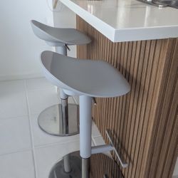 Bar Stools (Set 2) Gray.