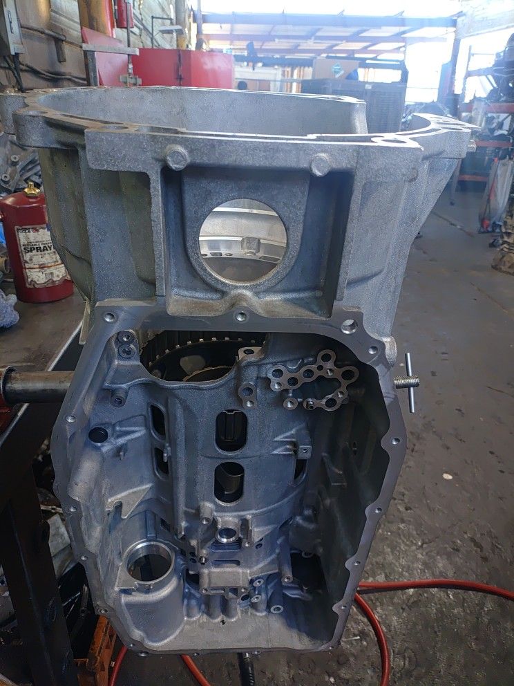 Chevy 8l90 Transmission